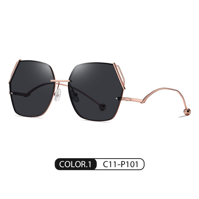 Premium Cat-Eye Sunglasses with UV Protection for Fashion Lovers