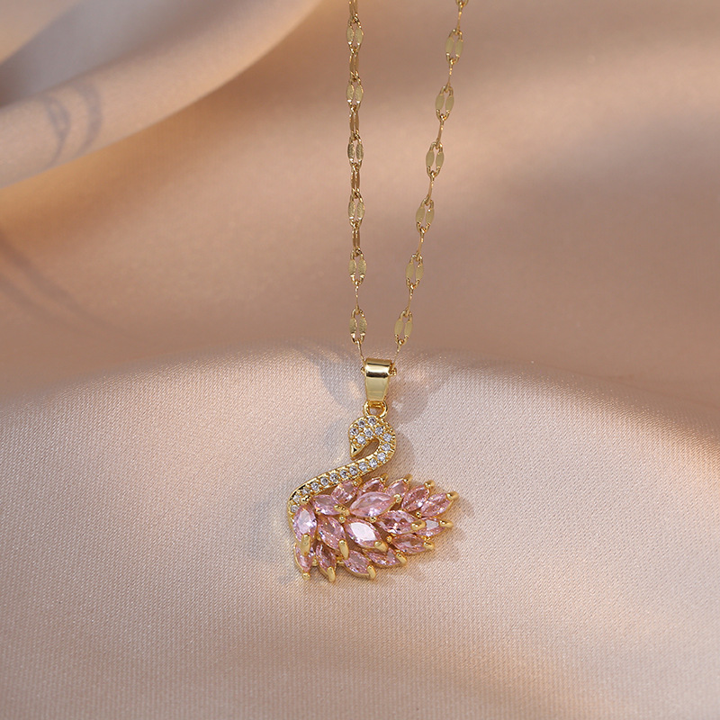 Necklace Detail View 2