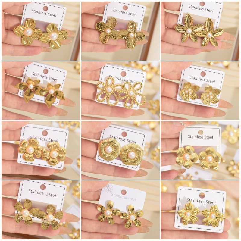 HL OEM/ODM Trendy Flower Retro Style Imitation Pearl High-End Feeling 18K Gold Plated Stainless Steel Stud Earrings