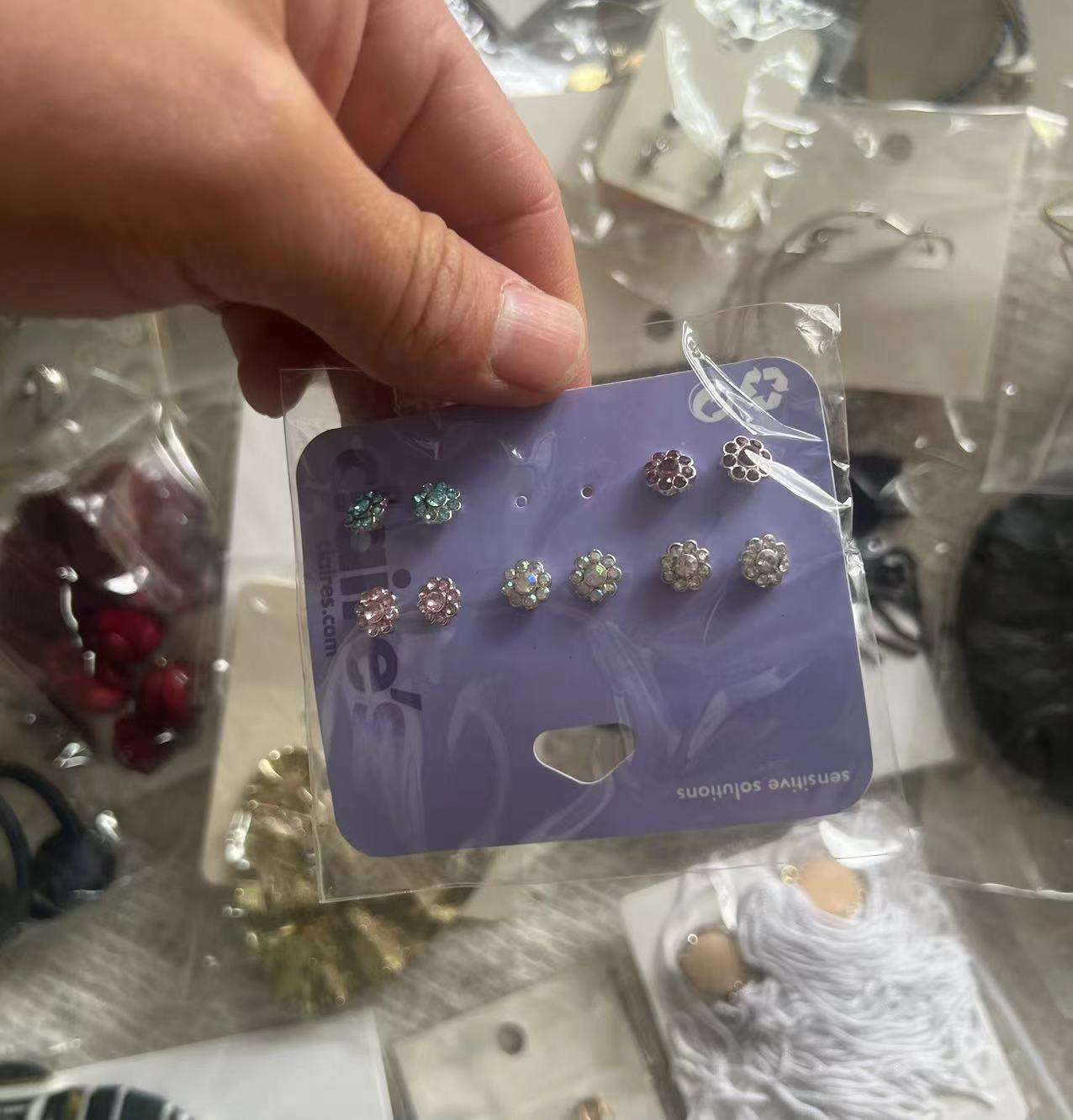 China to Global Sourcing Agent Earrings Accessories Purchasing Agent Service With Quality Control and Inspection