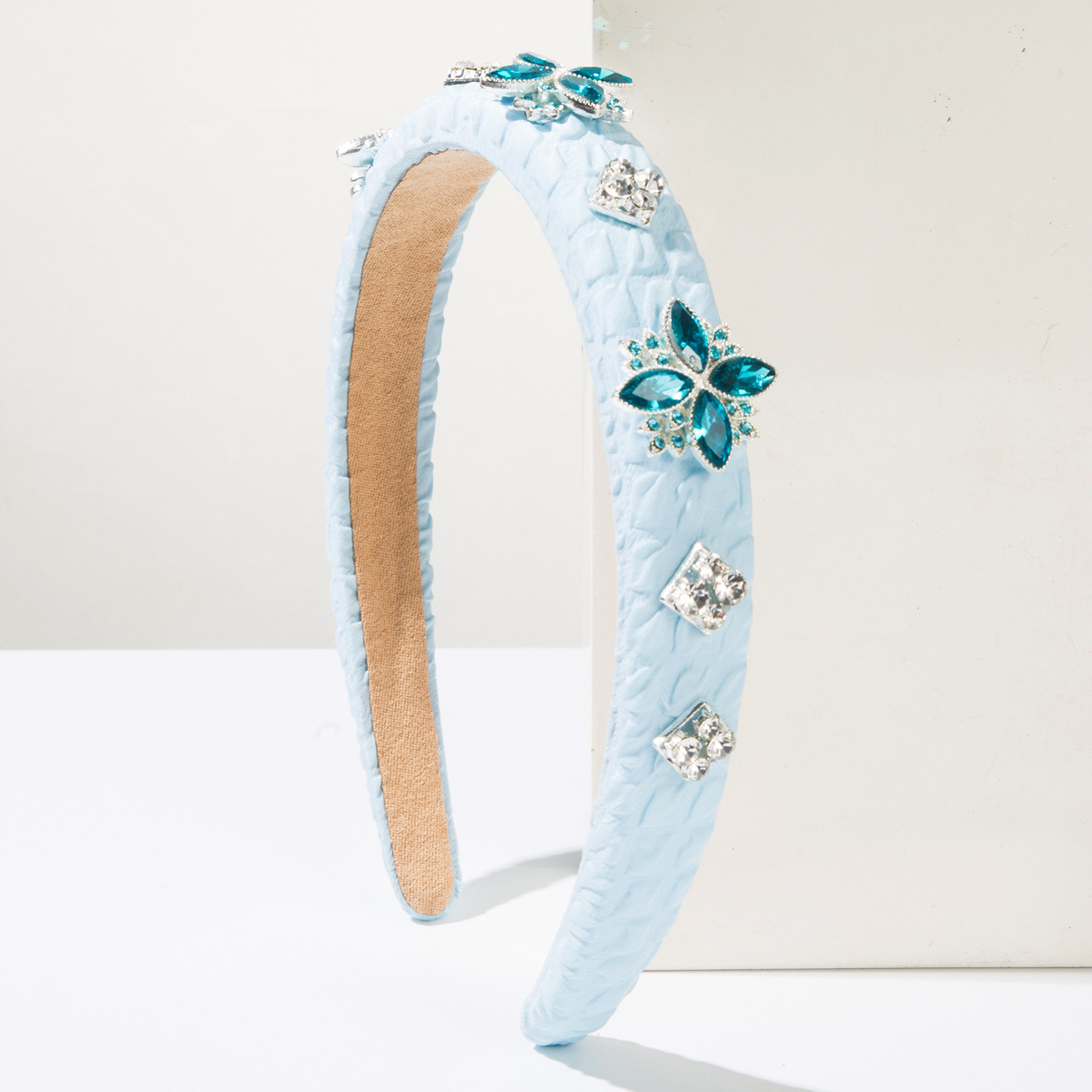 French Style Fashionable Women's Headband Elegant Pleated Fabric with Delicate Colourful Diamonds Beautiful Hair Accessories
