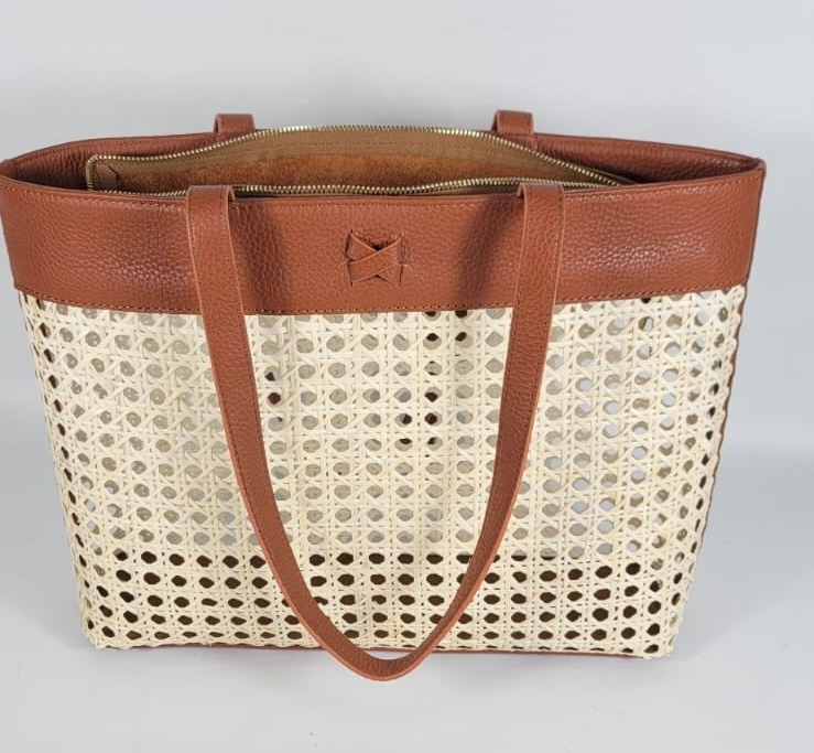 Luxury Rattan Webbing Cane Real Cow Leather Dot Pattern Cotton Lining Women Tote Handbag Two Handles Open Closure Tassel Beach