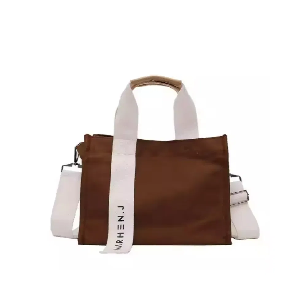 Versatile and Stylish Polyester Tote Bags for All Occasions