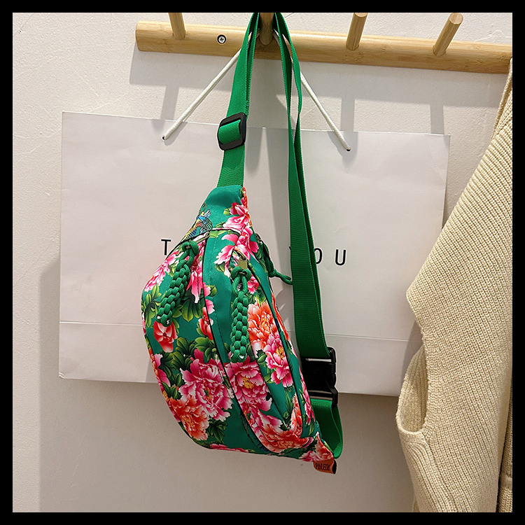 Xianghui Women Shoulder Bag Northeast Folk Pattern Ethnic Style Unique Chest Bag Women Trend Brand University Student Crossbody Bag Casual Bag