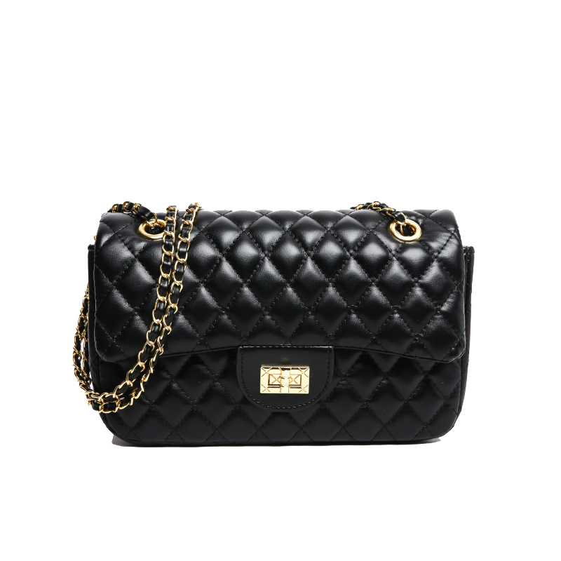 Classic Quilted Chain Shoulder Bag for Casual and Formal Occasions