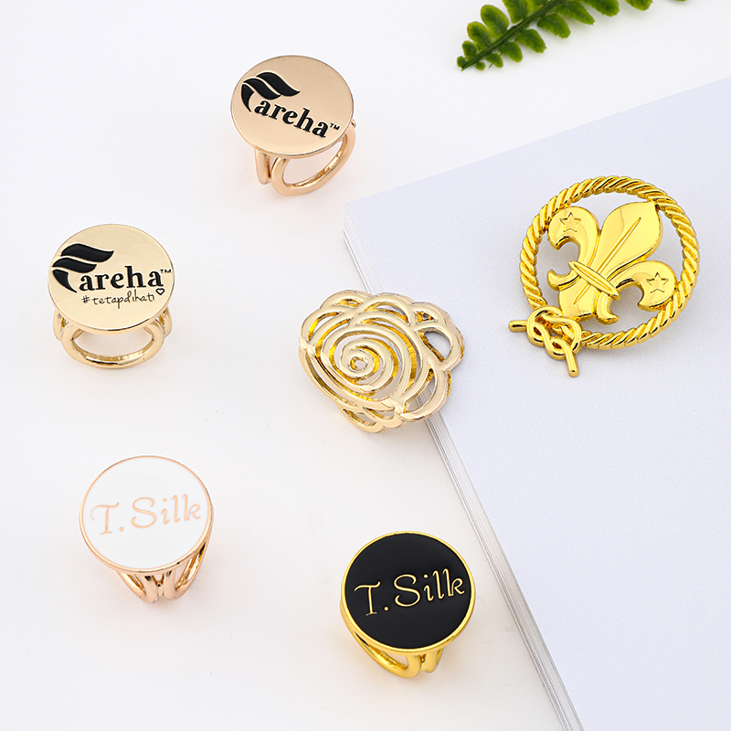 OEM/ODM Custom Fashion Pins Gold Engraved Alloy Scarf Accessories Rings for Wedding Engagement-Custom Brand Logo for Hijab
