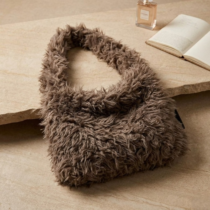 Women Soft Plush Pink Faux Sheep Fur Tote Bag for Winter Use