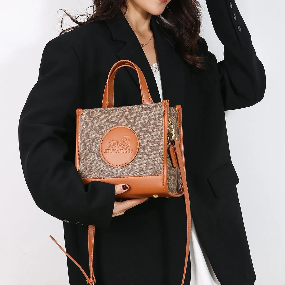 Classic Printed Leather Shoulder Bag Suitable for Formal and Daily Occasions
