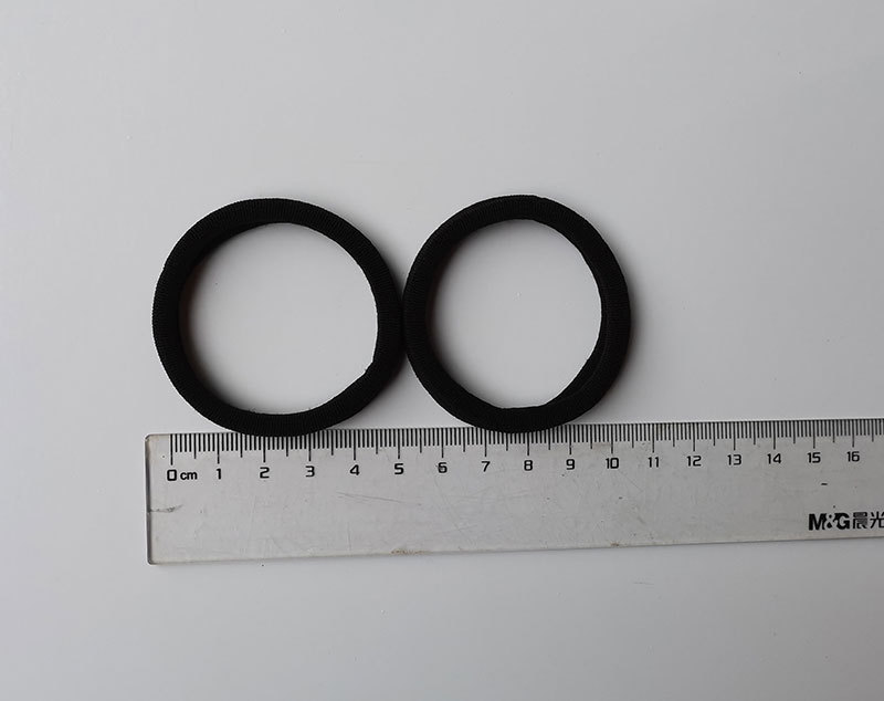 Elastic hair tie show 4