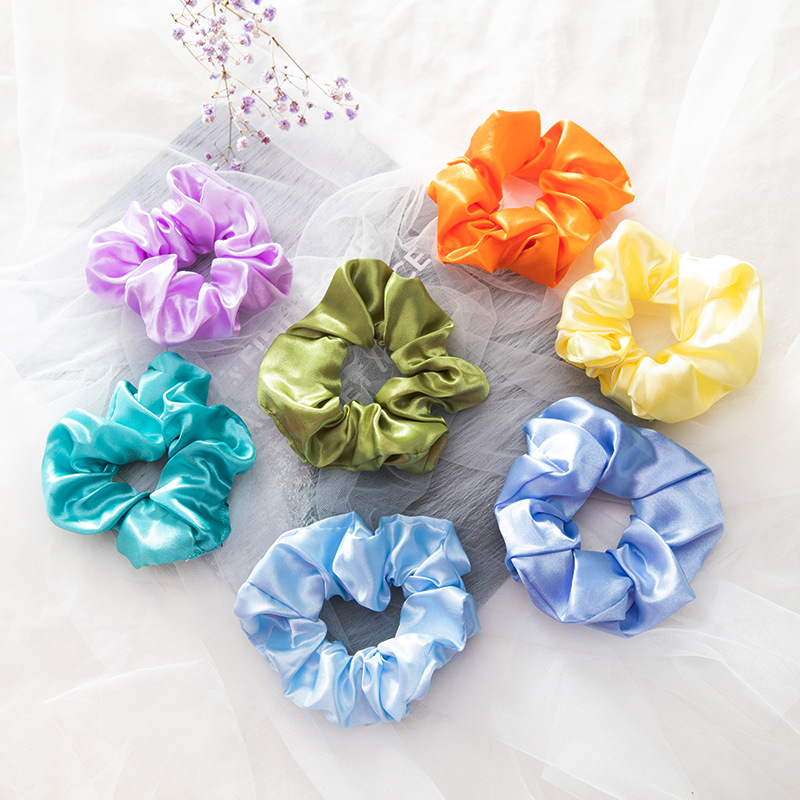 Fashion Women Accessory Bulk Elastic Hair Ties Custom 50 Solid Satin Hair Bands Girls Wholesale Silk Hair Scrunchies