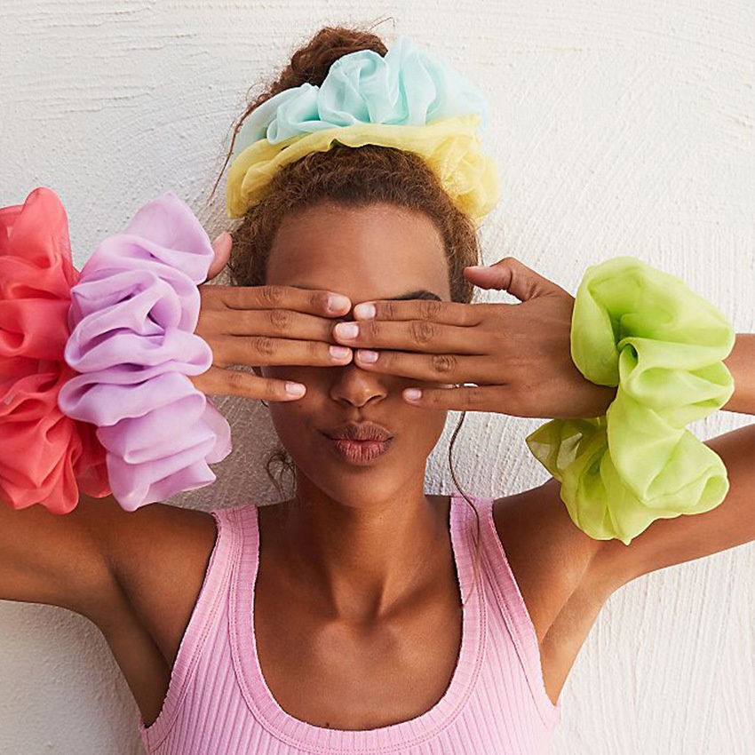 MIO Wholesale Oversized Hair Ties Designer Extra XL Jumbo Giant Scrunchy 18/15cm Large Satin Solid Color Hair Scrunchies