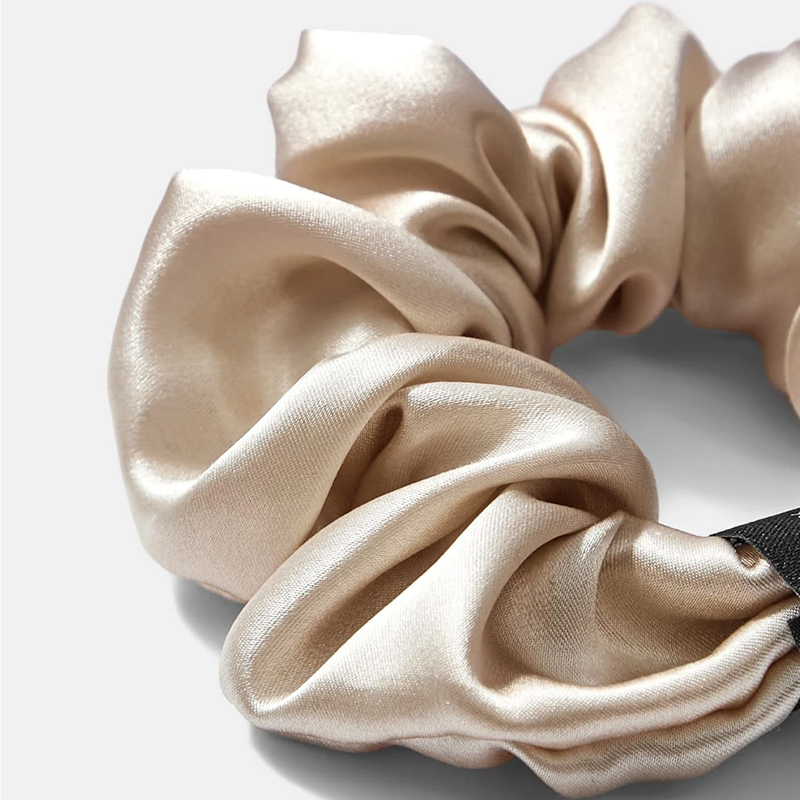 Fashionable Custom Logo Elasticated 100% Mulberry Silk Hair Scrunchies Hair Accessories for Women Hair Bands