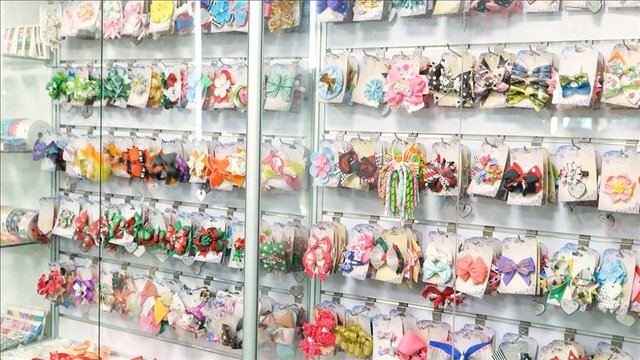 Headwear and headband accessories with decorative components