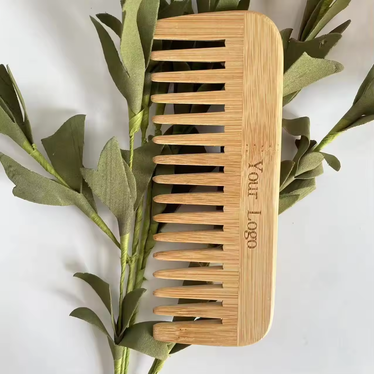Custom Logo Wooden Beauty Hairbrush Biodegradable Bamboo Wide Comb Scalp Massage Natural Wood Bamboo Beard Hair Brush Set