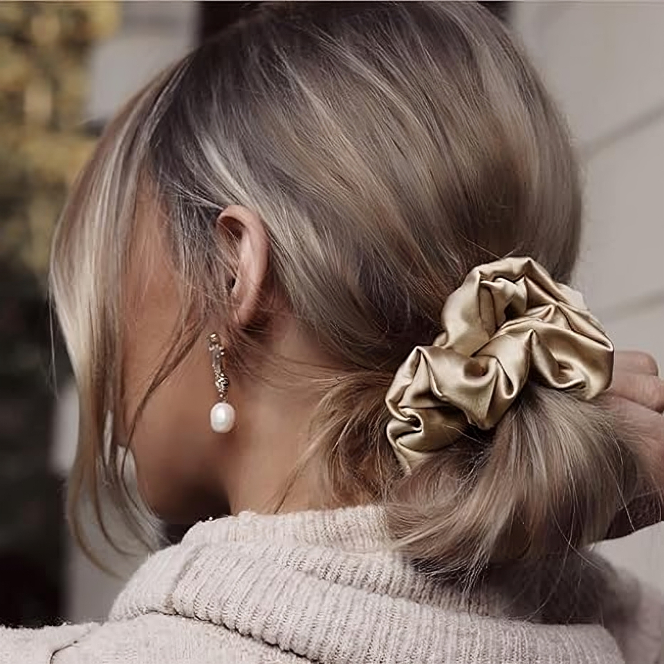 Manufacturer Satin Scrunchie Custom Label Logo Hair Scrunchie Silky Satin Elastic Hair Bands Hair Accessories Ponytail Holder