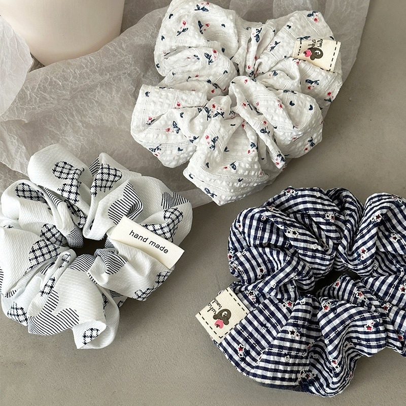 Lace flower scrunchie