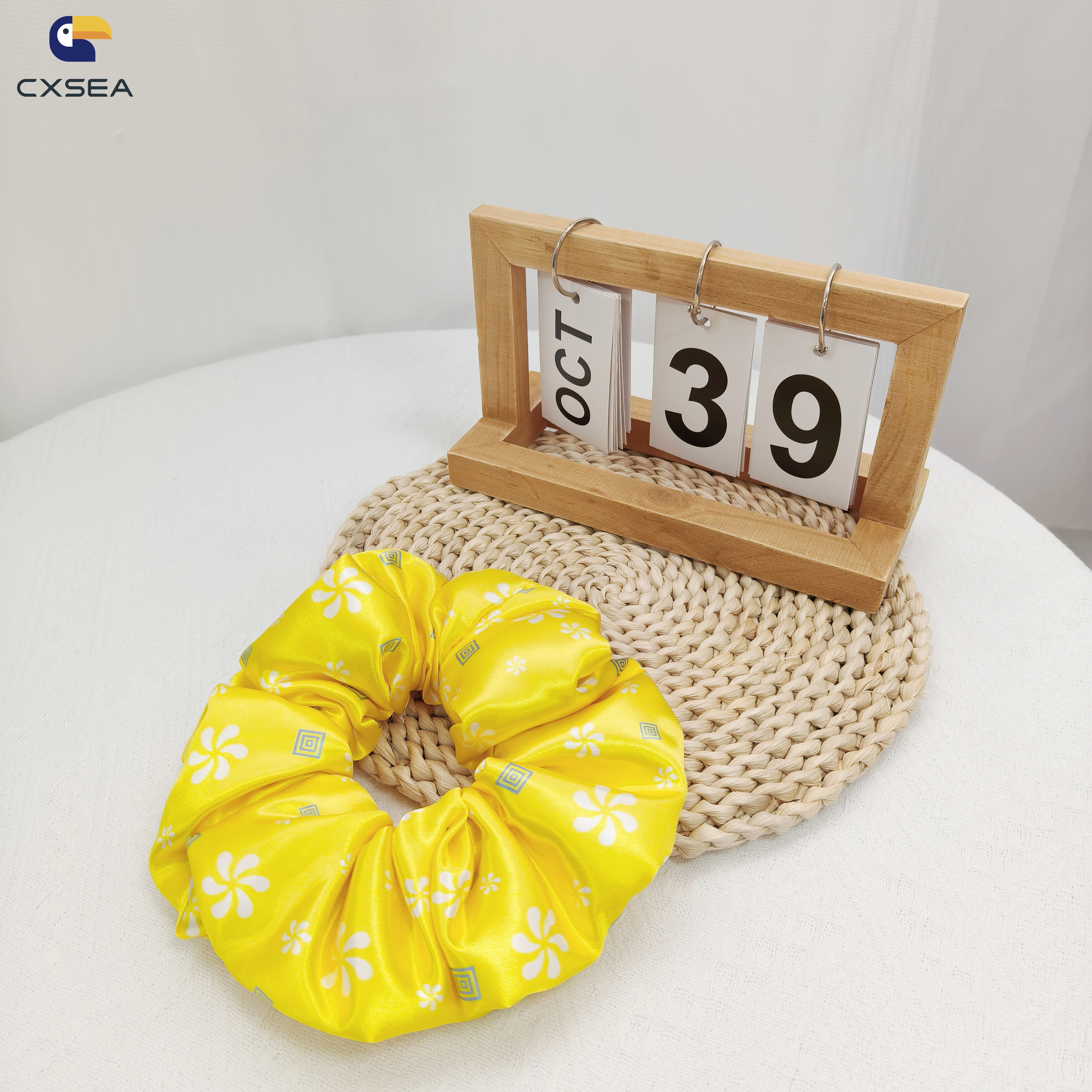 OEM High Quality Colorful Polyester Satin Eyelash Elastic Scrunchies Promotional Gift Custom Fashion Girls Hair Accessories