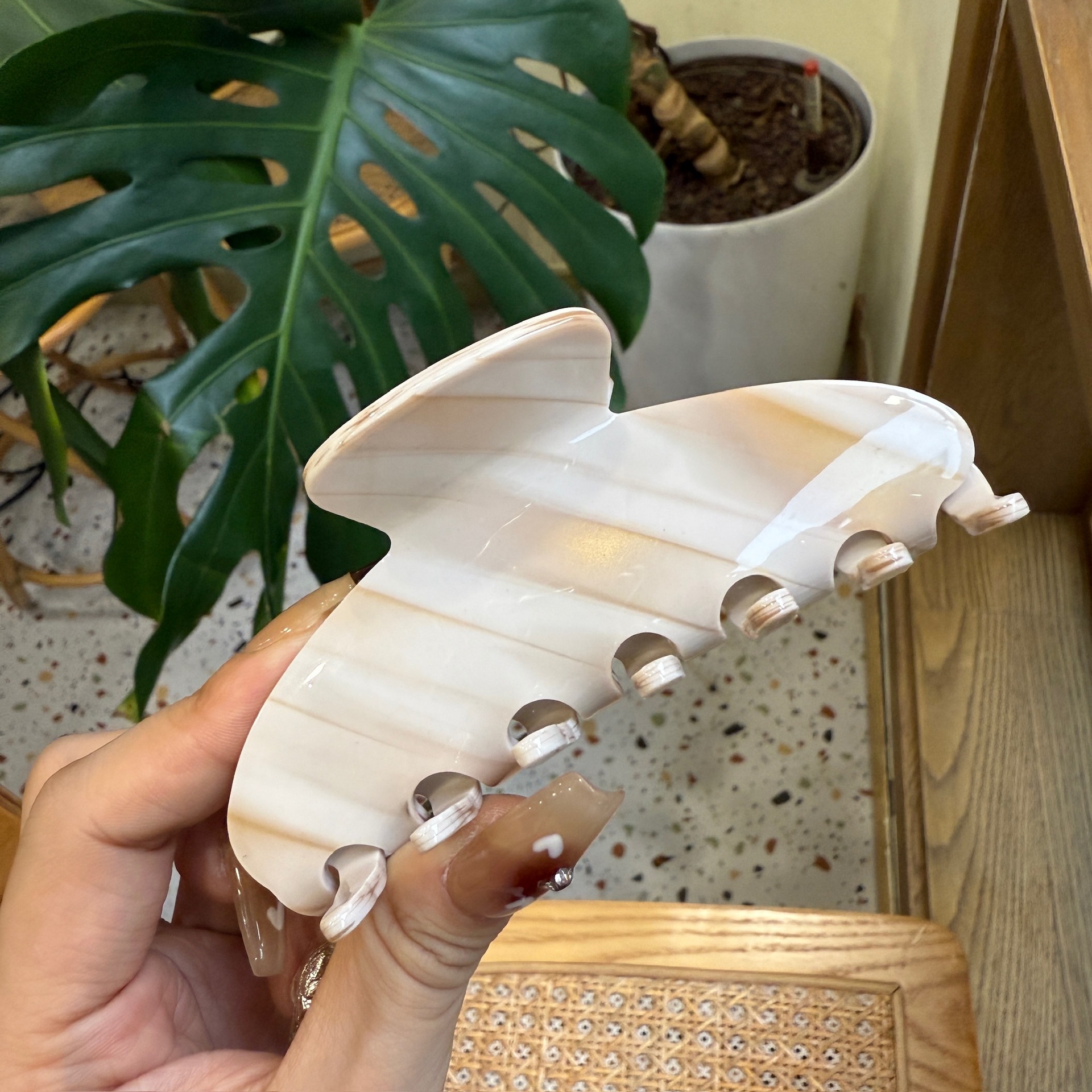 YML&amp;10.5CM Custom Logo Eco-Friendly Cellulose Acetate Hair Clips High Quality Hair Claw Clips for Women and Girls