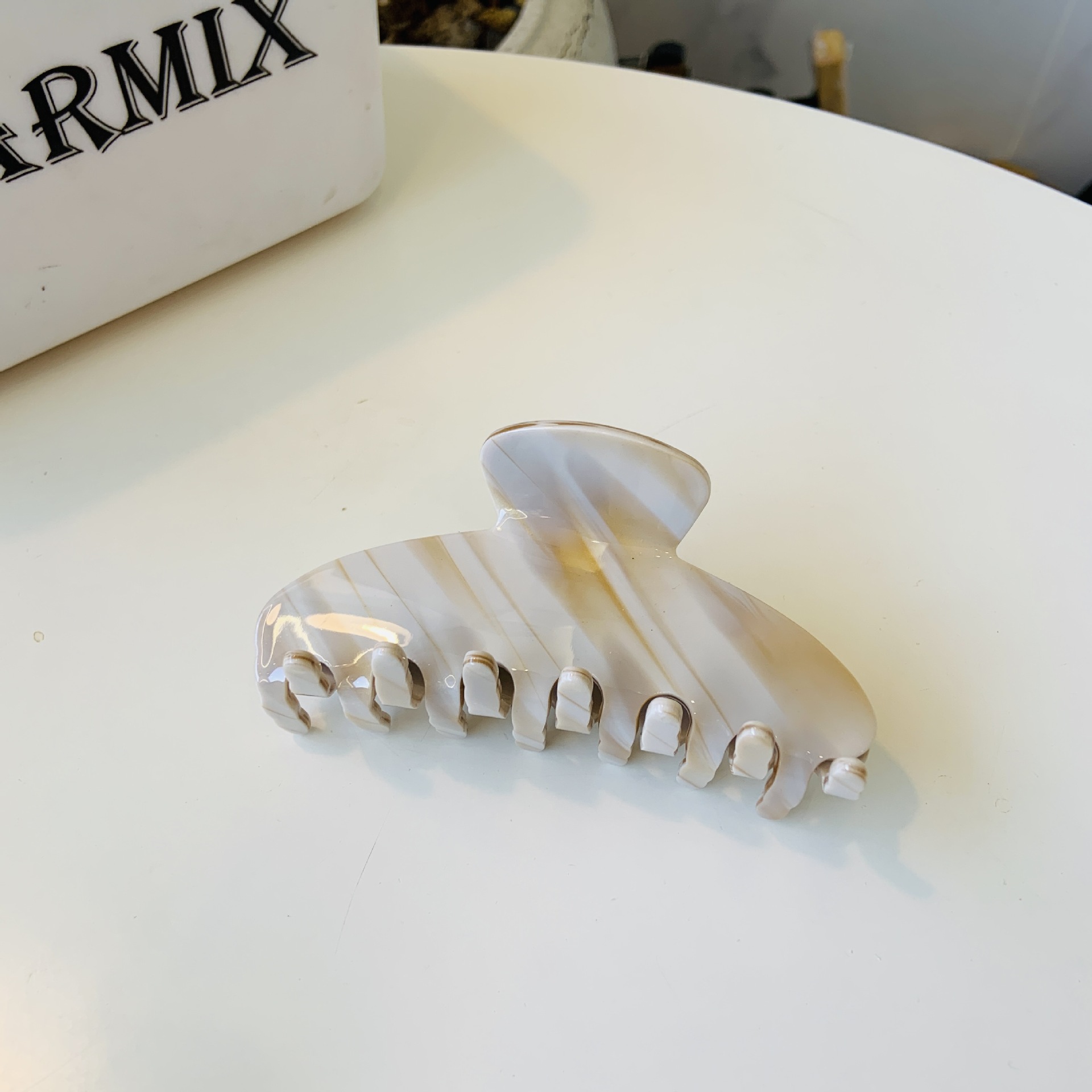 YML&amp;10.5CM Custom Logo Eco-Friendly Cellulose Acetate Hair Clips High Quality Hair Claw Clips for Women and Girls