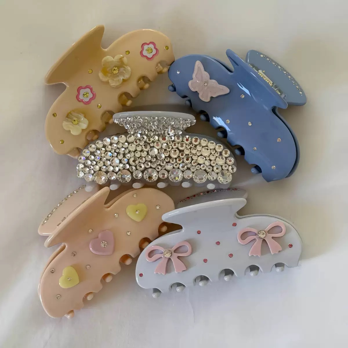 UME Customize Emi Design Acetate Hair Claw Full Rhinestone Butterfly Heart Design Eco-Friendly Women's Hair Accessory