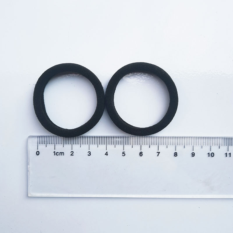 Elastic hair tie show 3