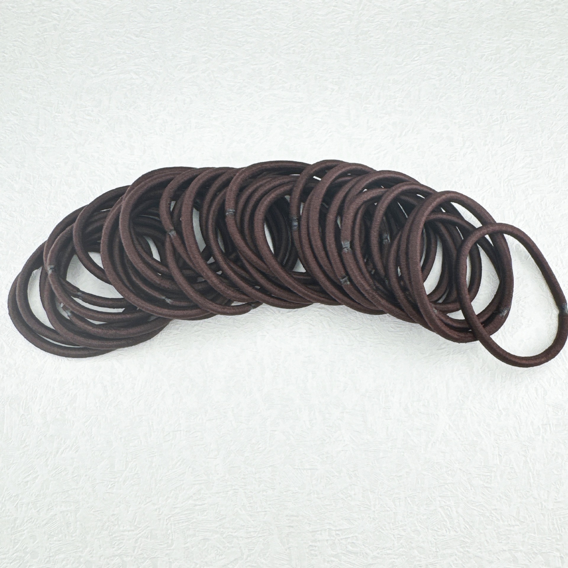 High Quality 4mm Black Elastic Hair Ties Sweet Style Ponytail Holders for Thick Hair No Damage Ponytail Holder Wholesale
