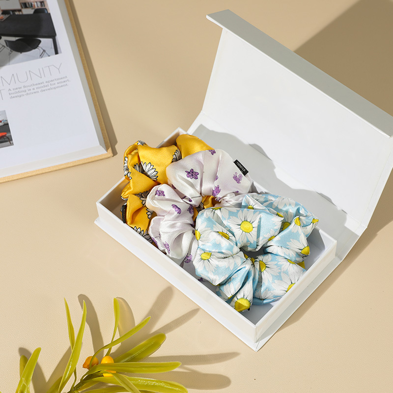 Silk Scrunchie Style Options 2
