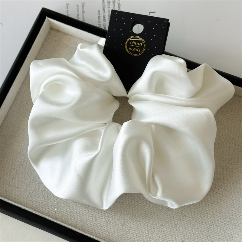 Wholesale 16cm Large Fabric Scrunchies Multicolor Oversize Hair Scrunchie Custom Logo Silk Stain Fashion Scrunchie Daily Use