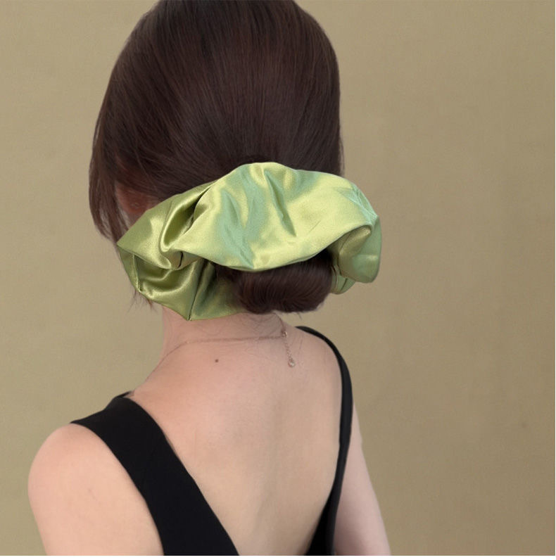 Factory Direct Handmade Silk Satin Scrunchies with Header Card Custom Logo Premium Hair Ties for Boutique Salon Gift