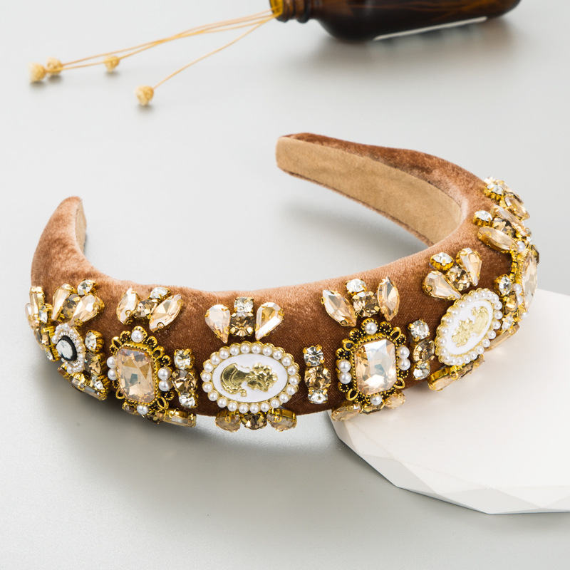 Custom New Velvet Fabric Headwear Fashion Heavy Industry Exaggerated Palace Hair Accessories Light Headband for Daily Life