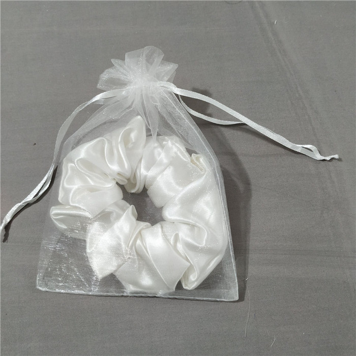 Wholesale Fashionable Oeko Certified 100% Silk Scrunchies
