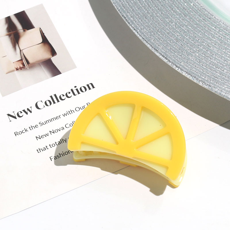 Bulk Eco Friendly Fruit Shape Banana Hair Claw Clips logo Custom Orange Women's Hair Clips Trendy Acetate Hairclaw Biodegradable
