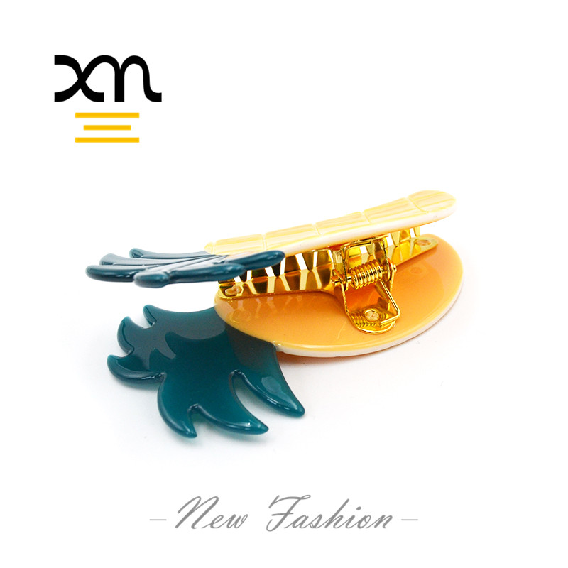 Bulk Eco Friendly Fruit Shape Banana Hair Claw Clips logo Custom Orange Women's Hair Clips Trendy Acetate Hairclaw Biodegradable