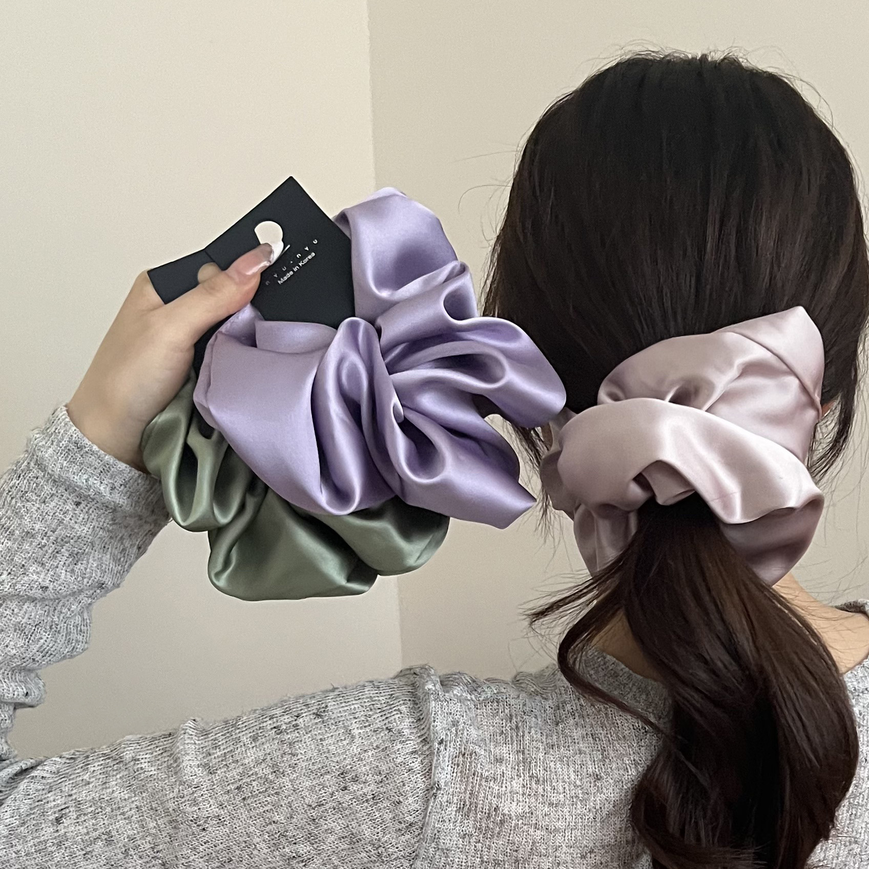 Wholesale Custom Satin Fabric 20CM Scrunchies Large Silky Party Hair Ties Hair Accessories Women Girls Hair Elastic Ponytail