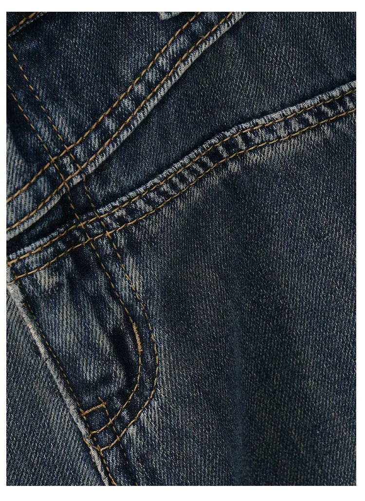 Jeans Detail 7