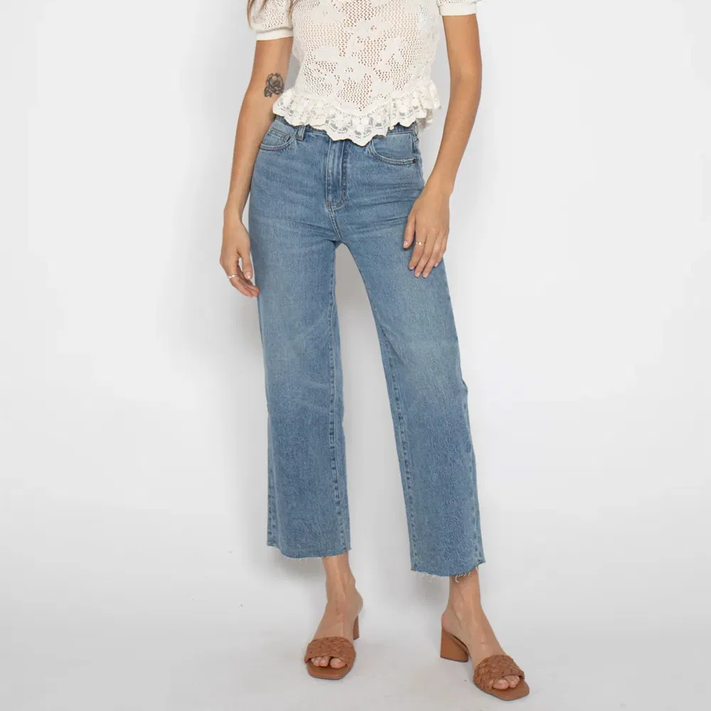 Custom Women Pocketed Cropped Raw Hem High Waist Stretch Denim Jeans