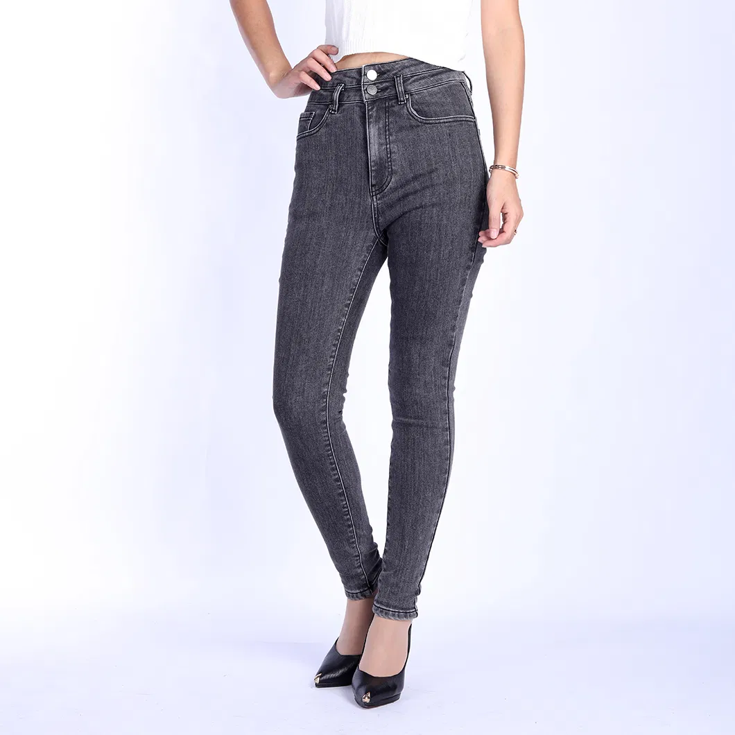 Skinny Fit Jeans Detail