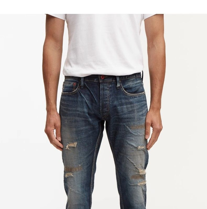 Classic Blue Jeans with Distressed Detailing for Everyday Wear