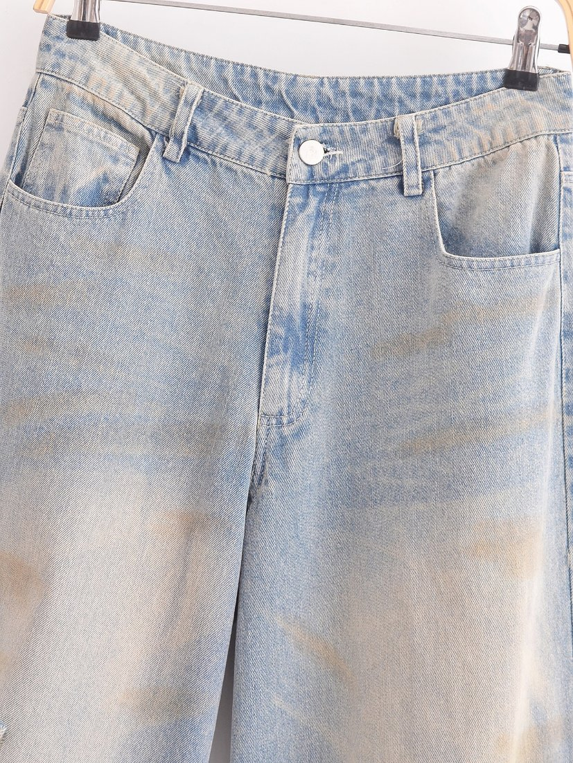 Trendy Distressed Ripped Jeans for Casual Everyday Wear