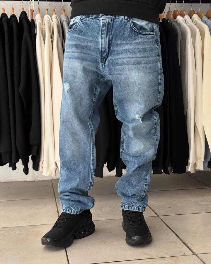 High Quality Custom Men's Distressed Straight Leg Vintage Wash Jean