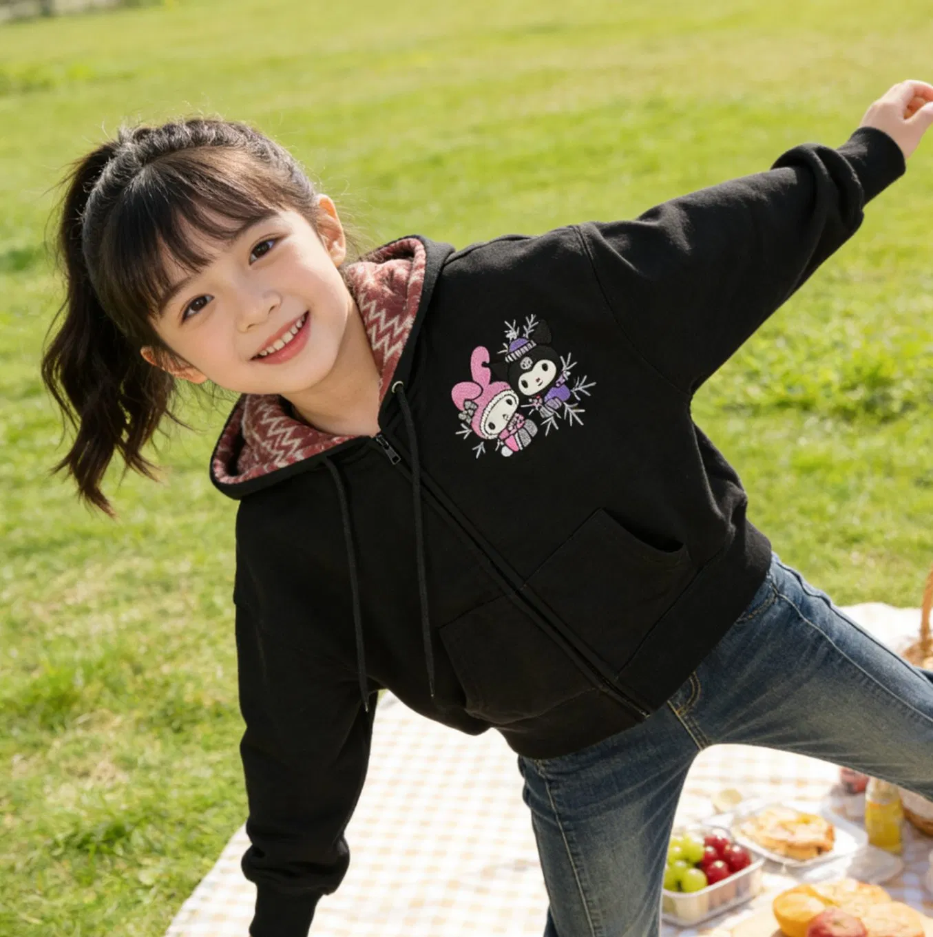 Soft Breathable Fleece Customizable Colors Sizes Children‘S Pullover Kids Fleece Hoodie