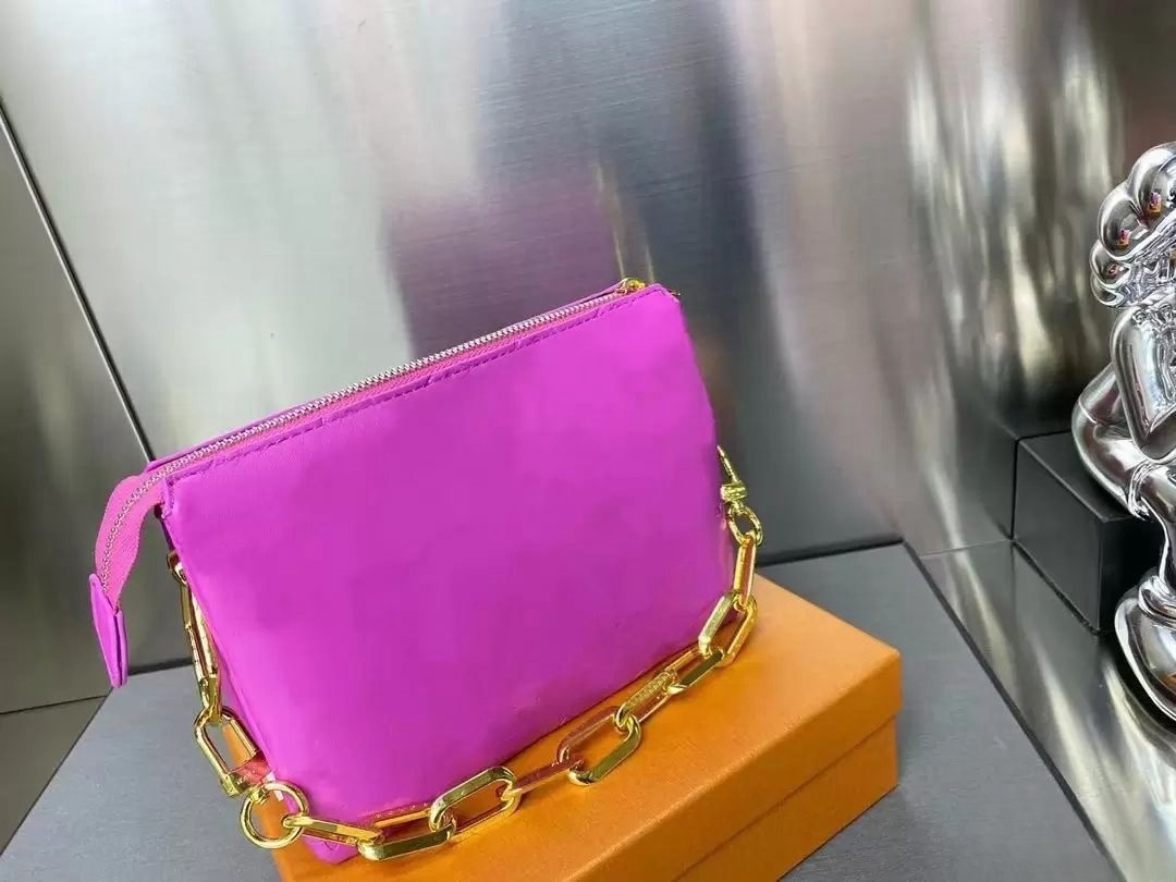 Luxurys Fashion Women Designers Bag Genuine Calf Leather Embossed Chain Handbag