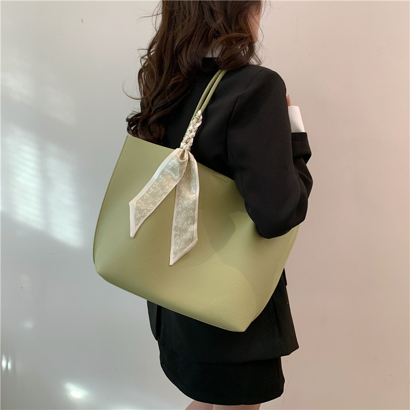 Soft PU Leather Classic Waterproof Shoulder Crossbody Bags Travel Big Bag for Women