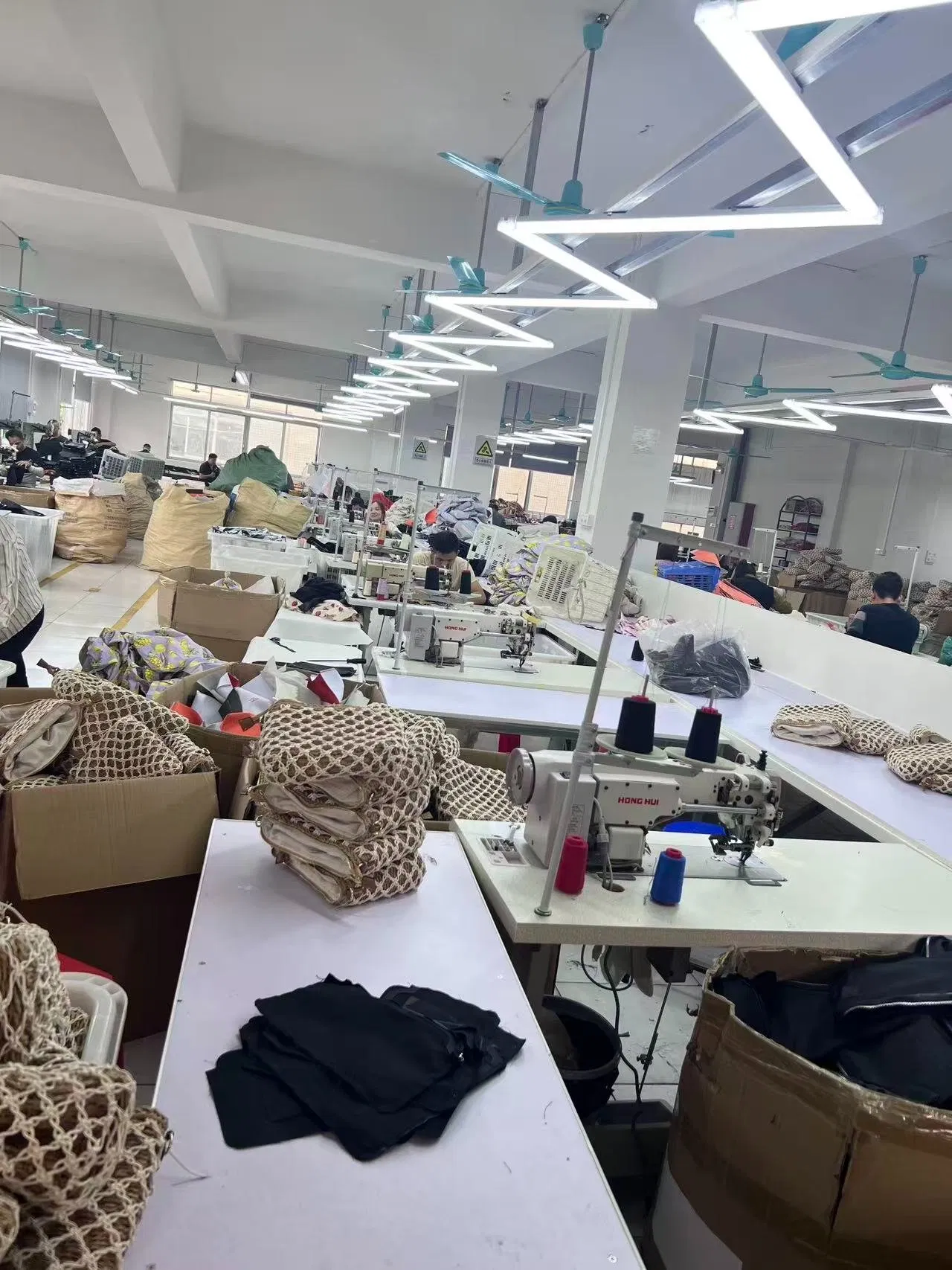 Top Grade Pebble Cow Leather Which Price Is Very Competitive Tote Bag