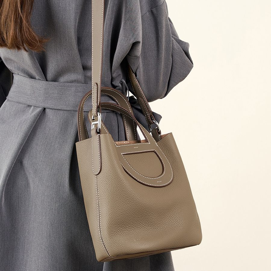 Female New Daily Using Woman Handbags Large Capacity Waterproof Fashion Bucket Shoulder Crossbody Bag Ladies Tote Genuine Leather Basket Bag