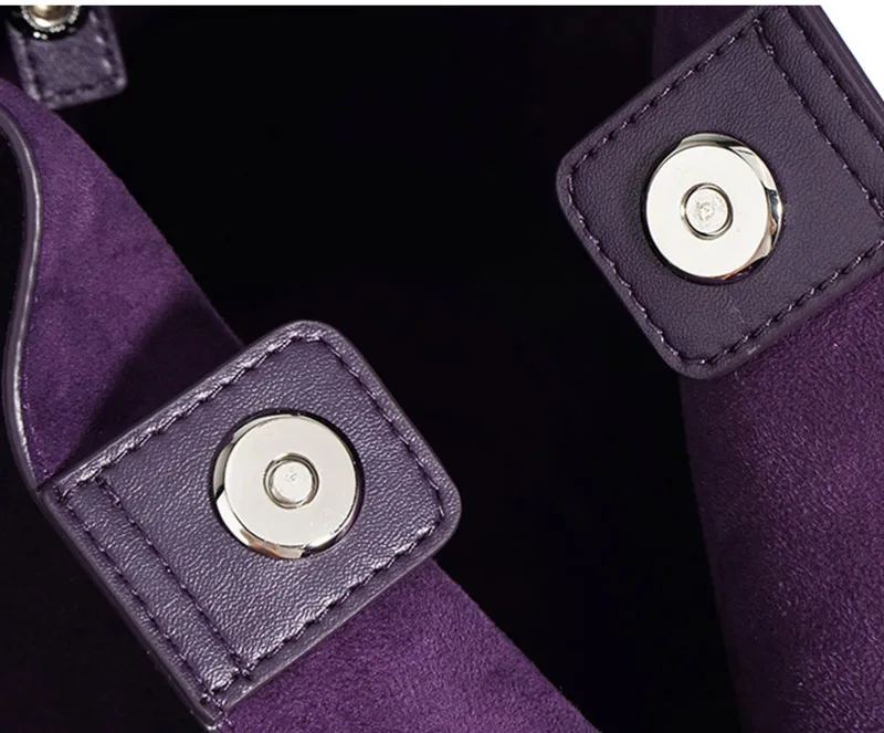 Shoulder Bag Detail 7