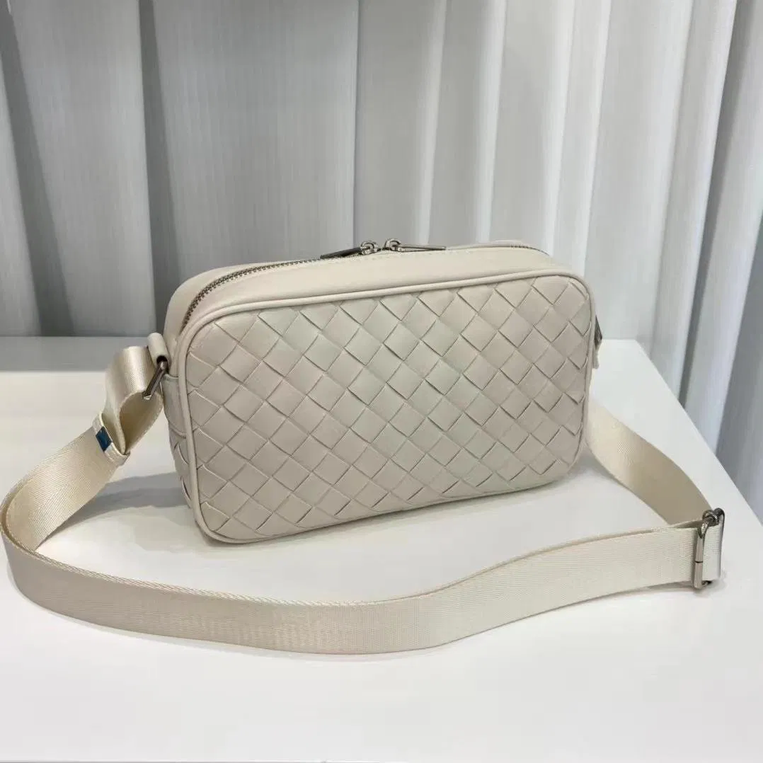 Custom High Quality Mini Woven Leather Bag for Ladies Vintage Style Crossbody Shoulder Bags for All Seasons Waterproof