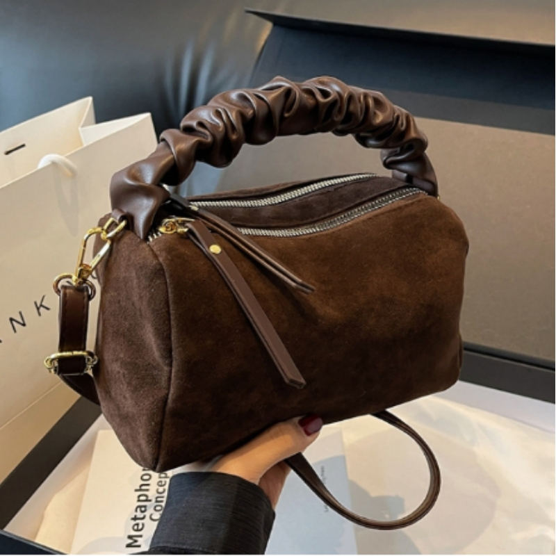 PU Leather Velvet Bag Female New Fashion Ladies Single Shoulder Velvet Bag Designer Handbag Luxury Fashion Leather Bag PU Suede Leather Women Handbag
