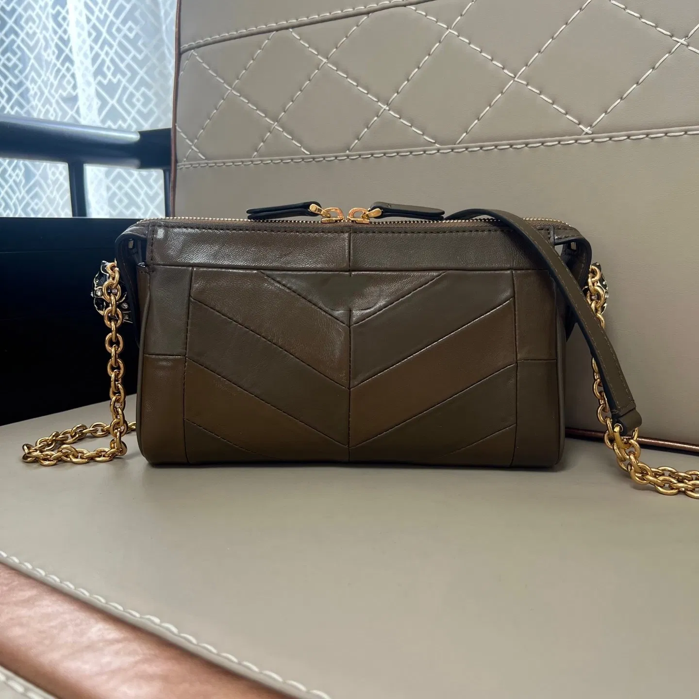 Designer Luxury Sheepskin Material Women's Shoulder Bag