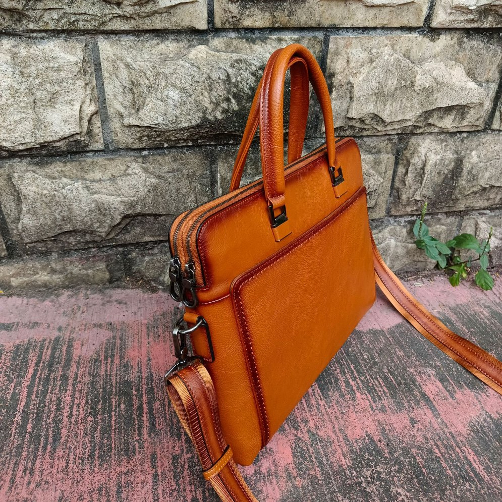 Wholesale Retro Luxury Business Briefcase Black Leather Men's Genuine Leather Messenger Bag with Nylon Shoulder Strap